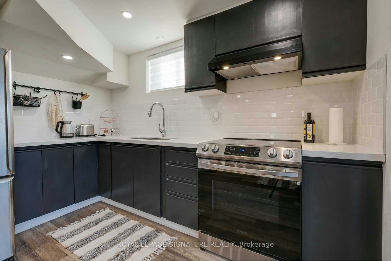 Bsmt-84 Whitburn Crescent, Vaughan, ON, L6A 1M7 - 11