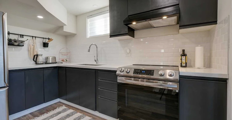 Bsmt-84 Whitburn Crescent, Vaughan, ON, L6A 1M7 - 11
