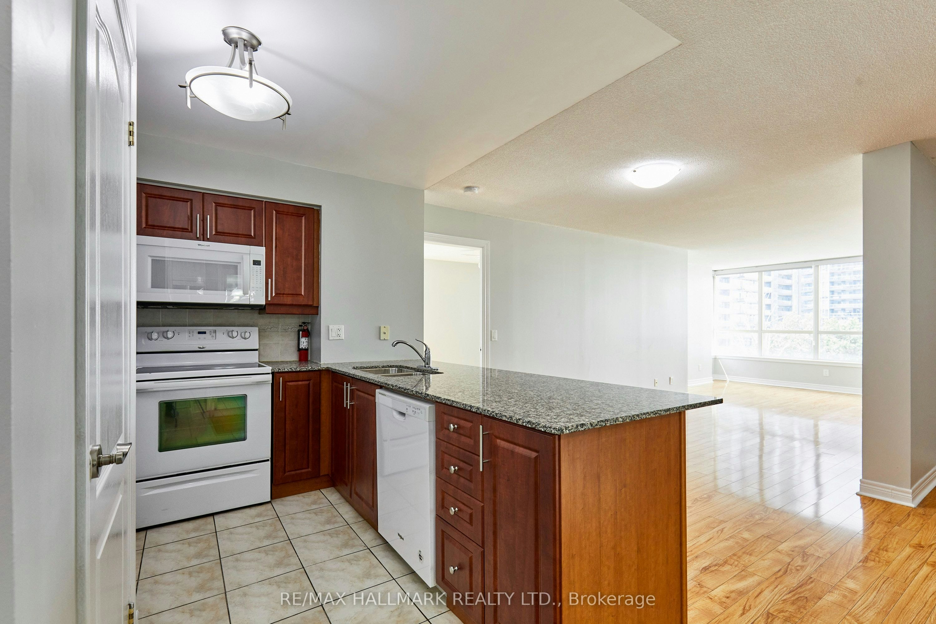 307-60 Disera Drive, Vaughan, ON, L4J 9G1 - 16