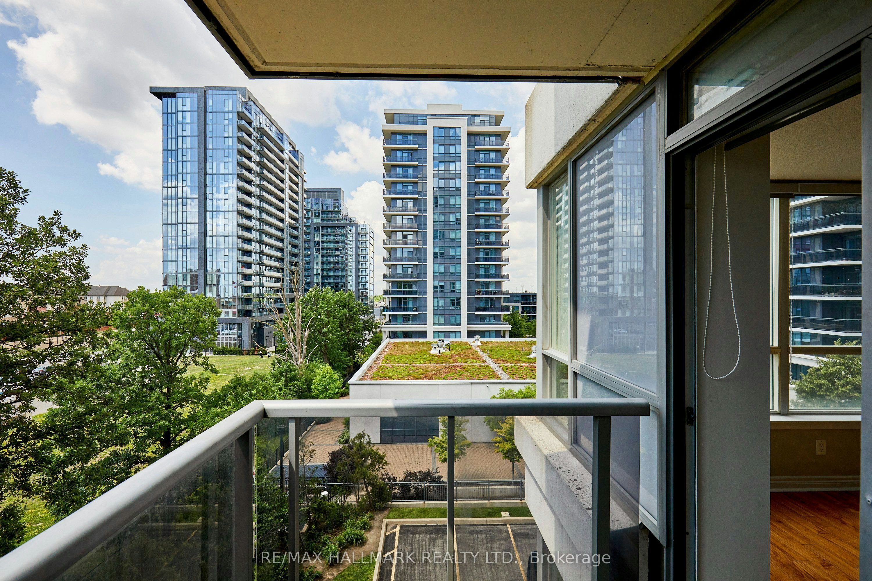 307-60 Disera Drive, Vaughan, ON, L4J 9G1 - 13