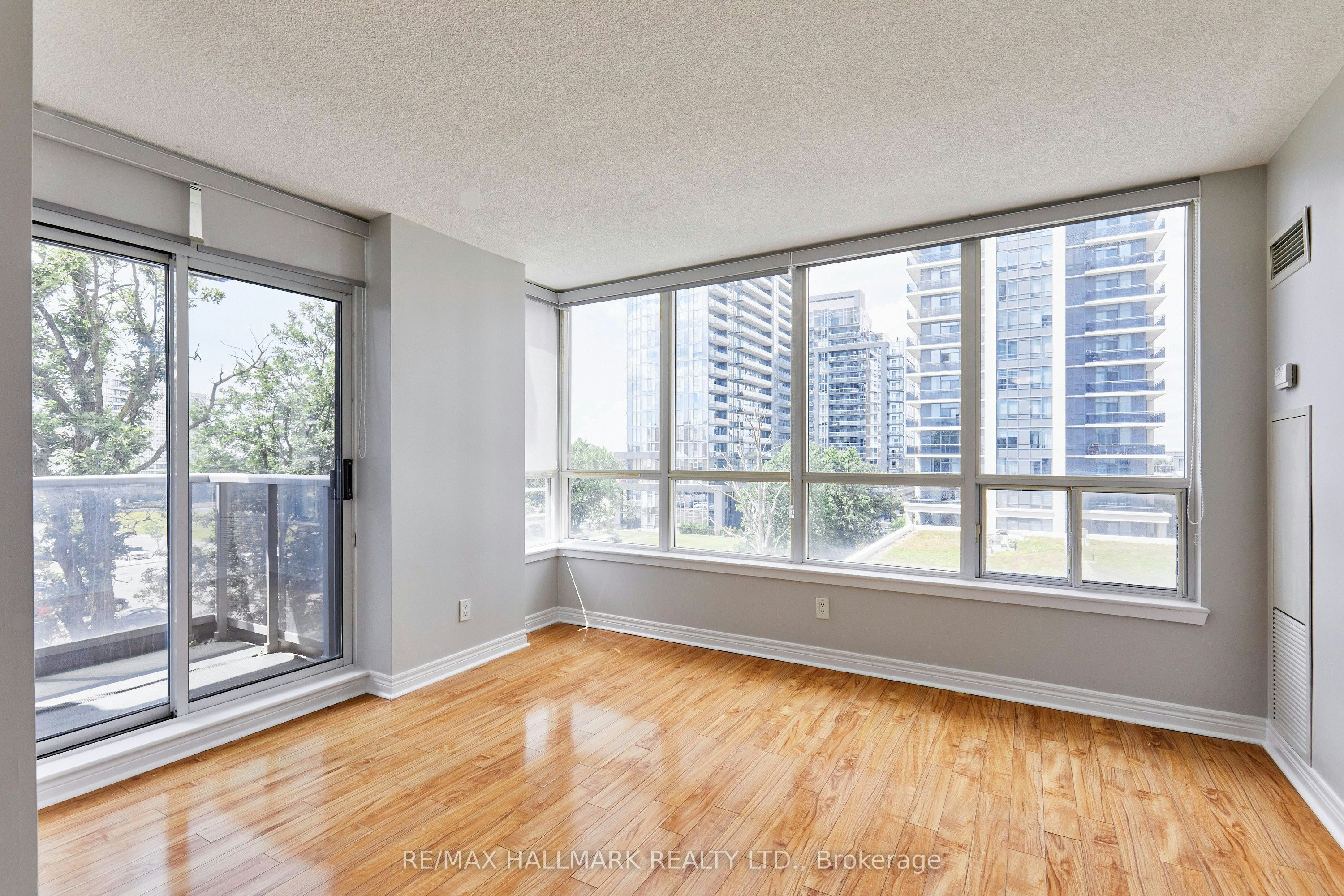 307-60 Disera Drive, Vaughan, ON, L4J 9G1 - 30