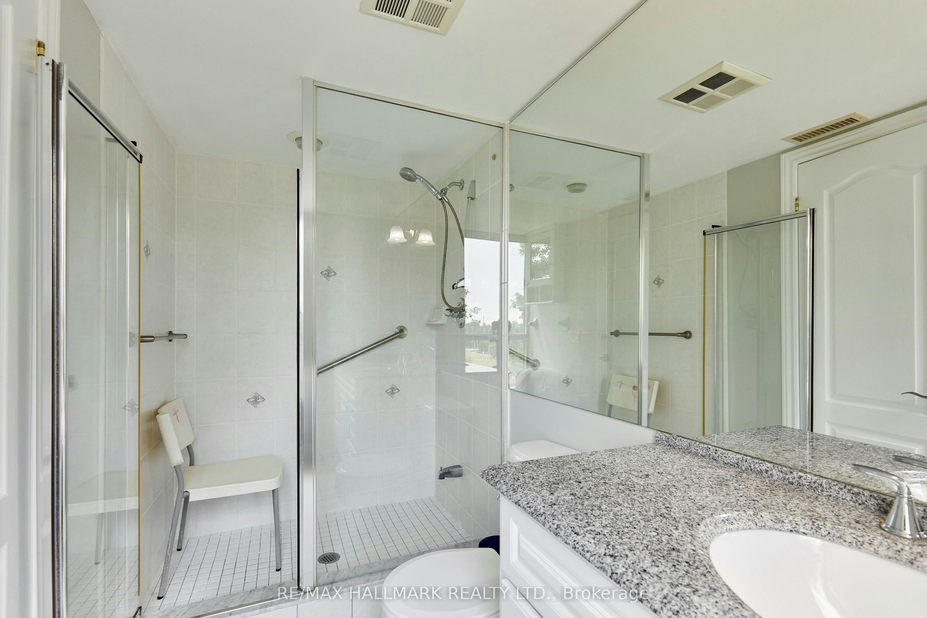 307-60 Disera Drive, Vaughan, ON, L4J 9G1 - 22