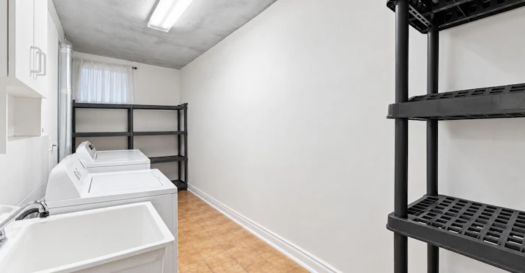 20 Garden Avenue, Richmond Hill, ON, L4C 6L9 - 8