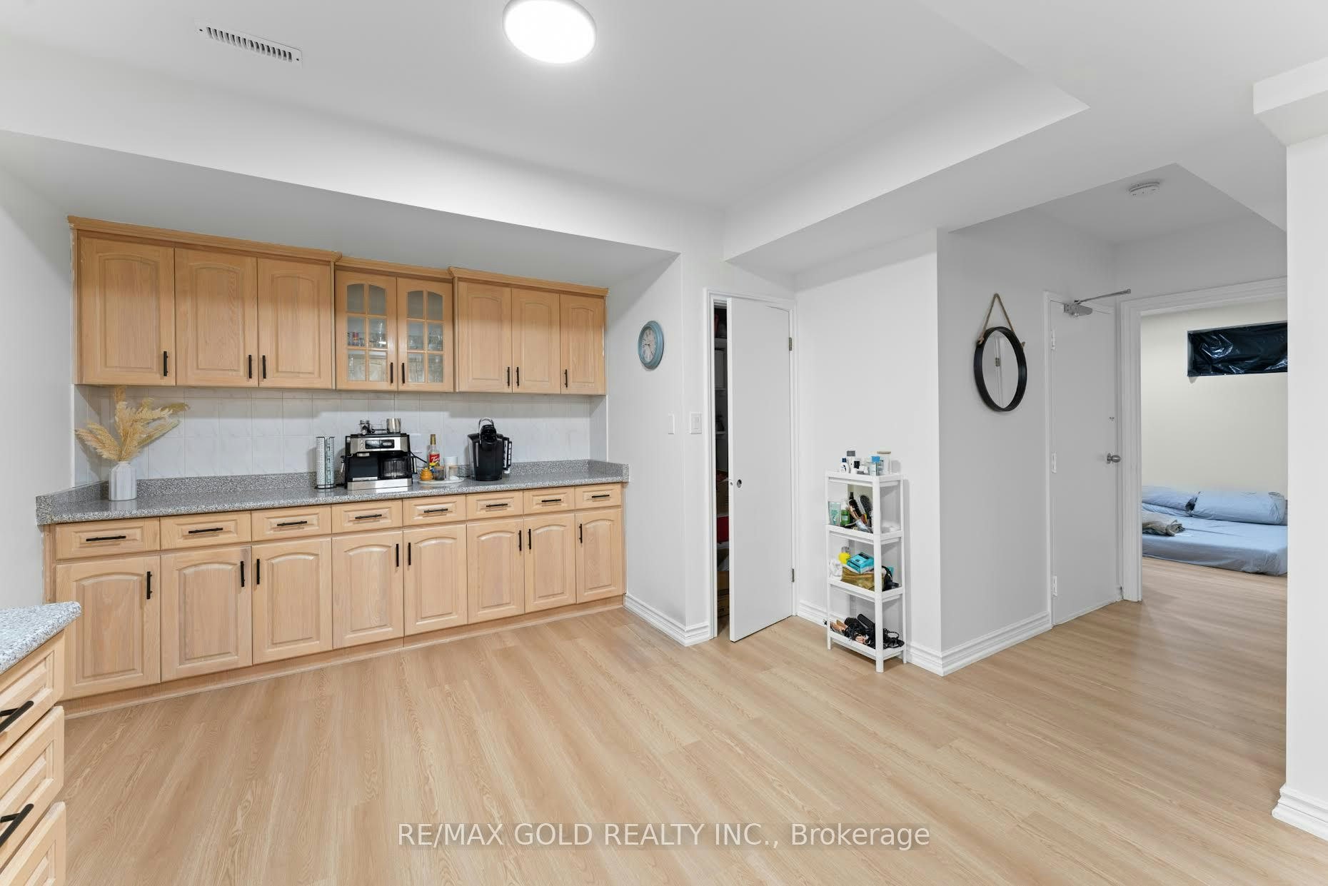 20 Garden Avenue, Richmond Hill, ON, L4C 6L9 - 6