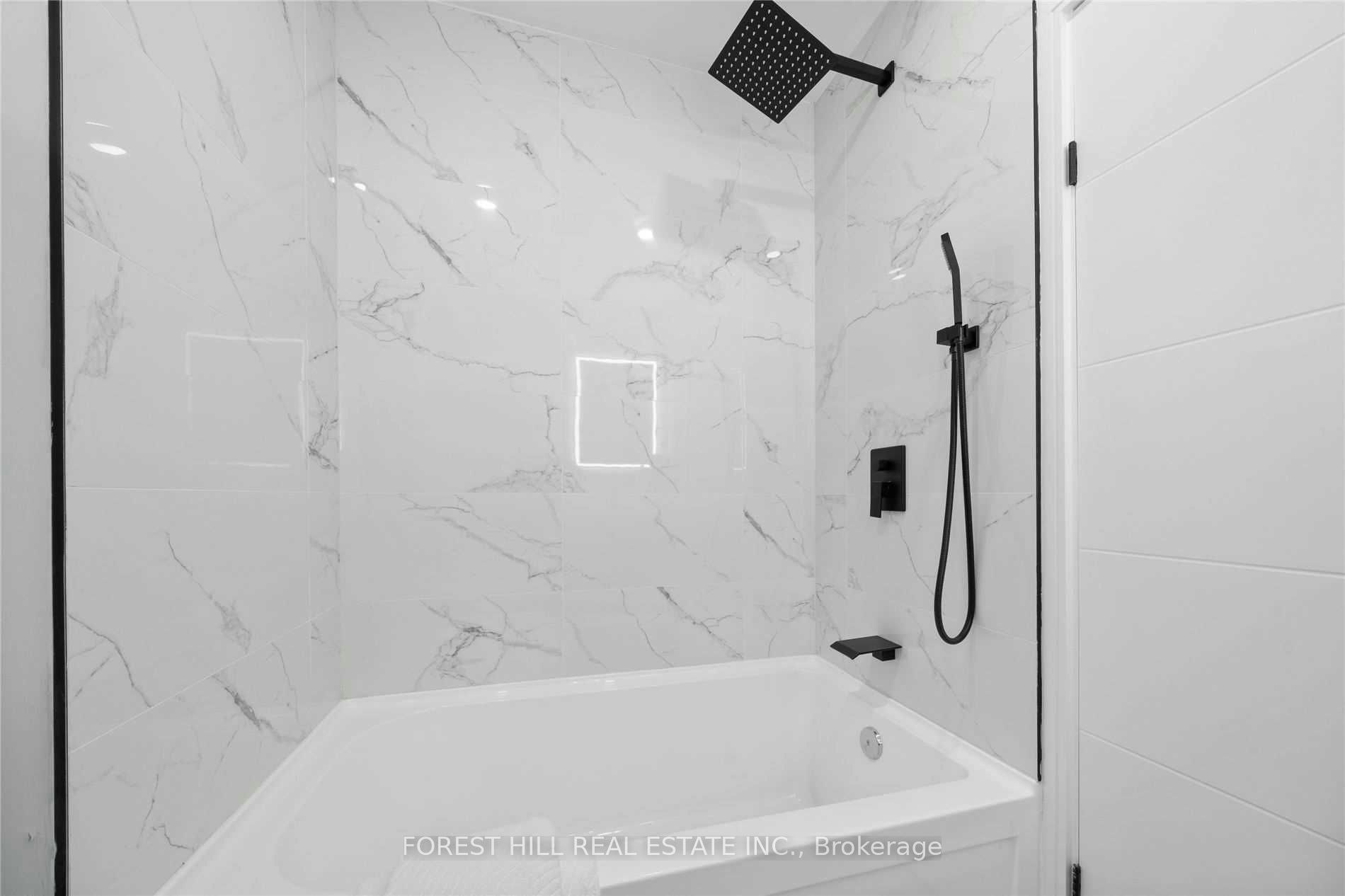 Main-76 Gladman Avenue, Newmarket, ON, L3Y 1W6 - 12