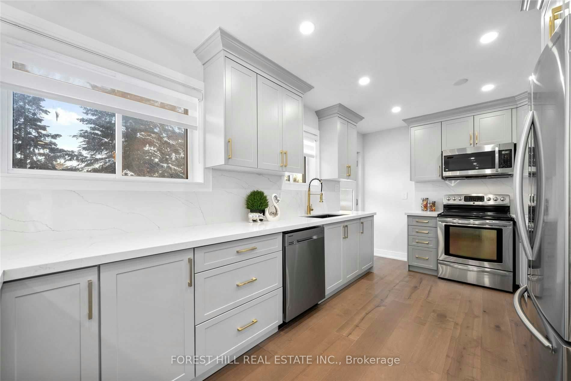 Main-76 Gladman Avenue, Newmarket, ON, L3Y 1W6 - 6