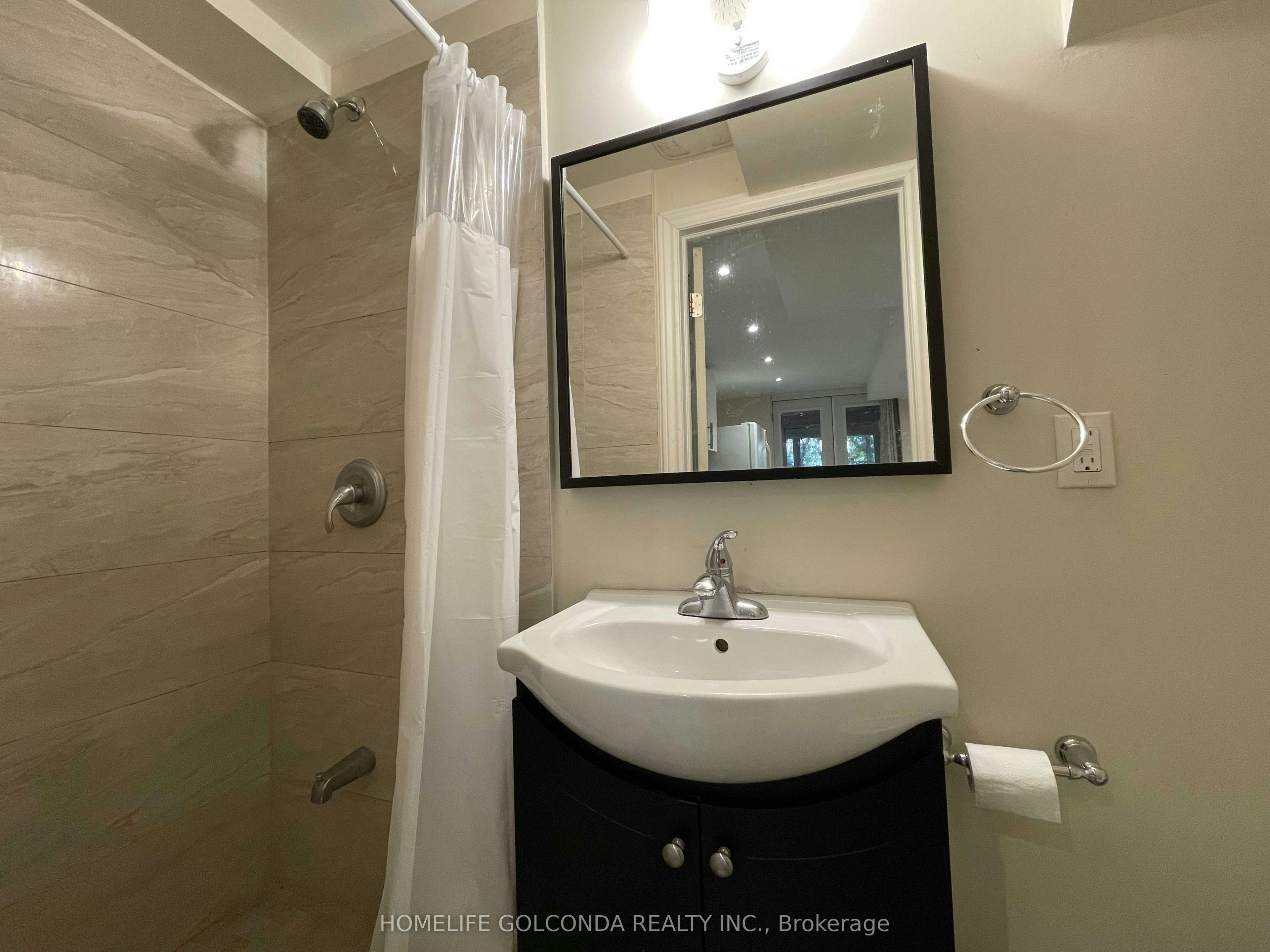 Lower Level-64 Ritva Court, Richmond Hill, ON, L4C 9R4 - 9