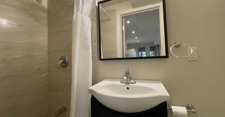 Lower Level-64 Ritva Court, Richmond Hill, ON, L4C 9R4 - 9