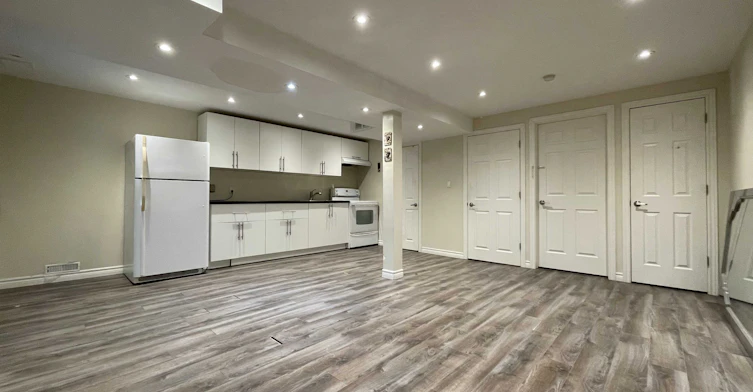 Lower Level-64 Ritva Court, Richmond Hill, ON, L4C 9R4 - 6