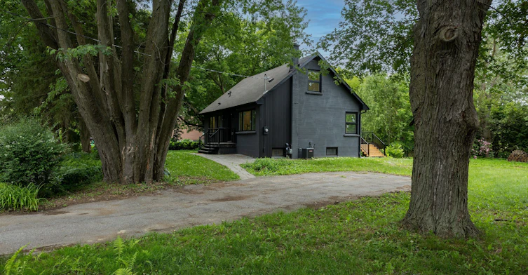 30 Morton Avenue, East Gwillimbury, ON, L0G 1V0 - 26
