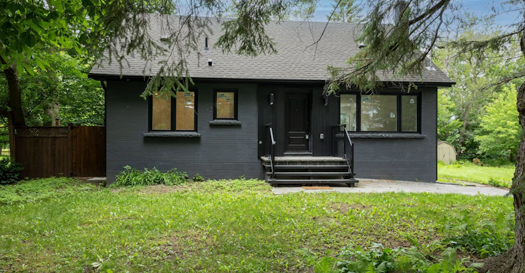 30 Morton Avenue, East Gwillimbury, ON, L0G 1V0 - 22