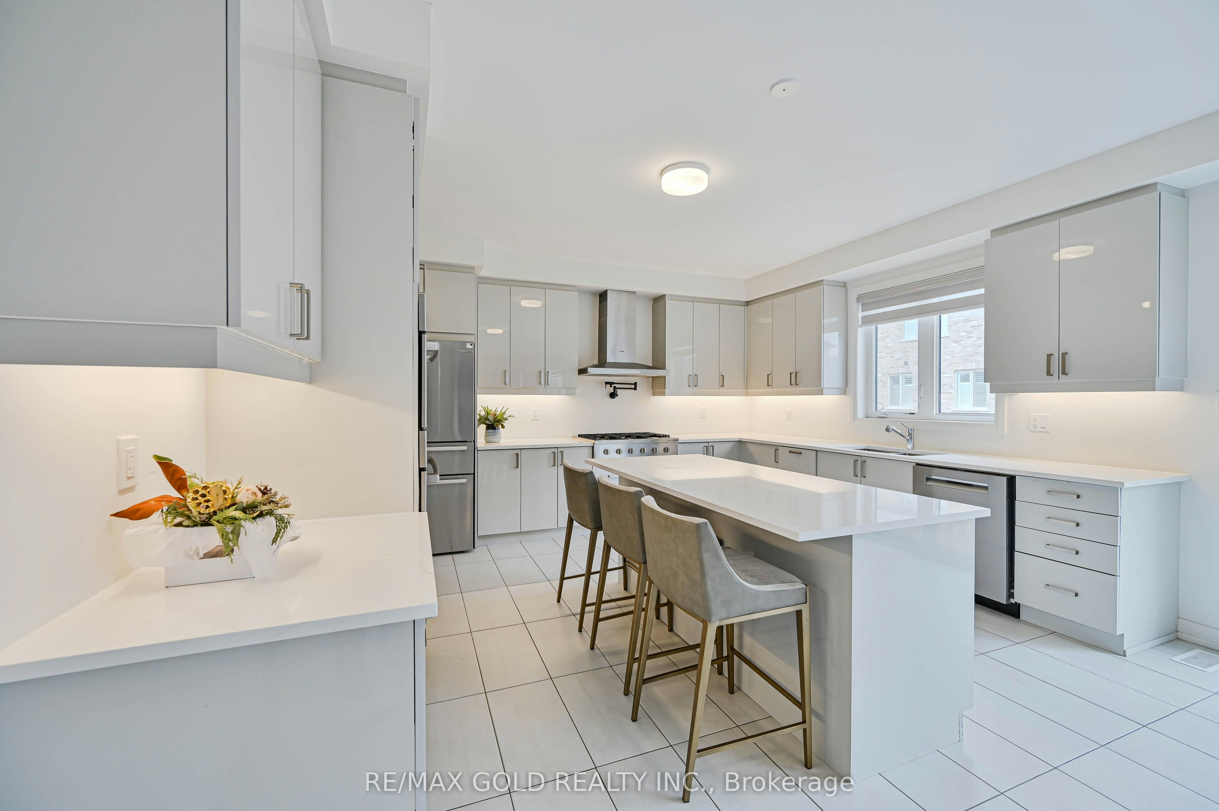 5 Elderberry Way, Adjala-Tosorontio, ON, L0G 1W0 - 11