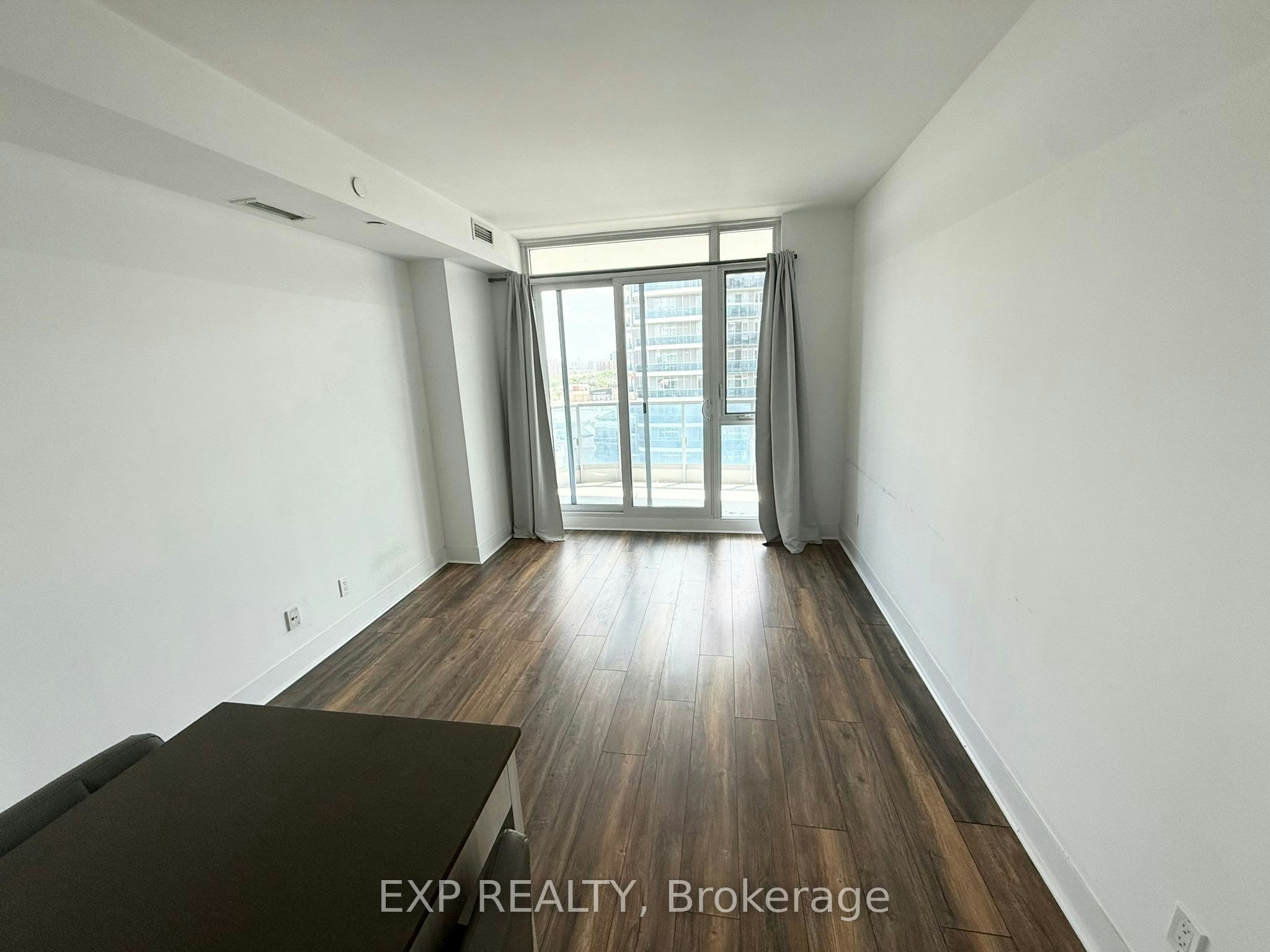 1201-9471 Yonge Street, Richmond Hill, ON, L4C 0Z5 - 6