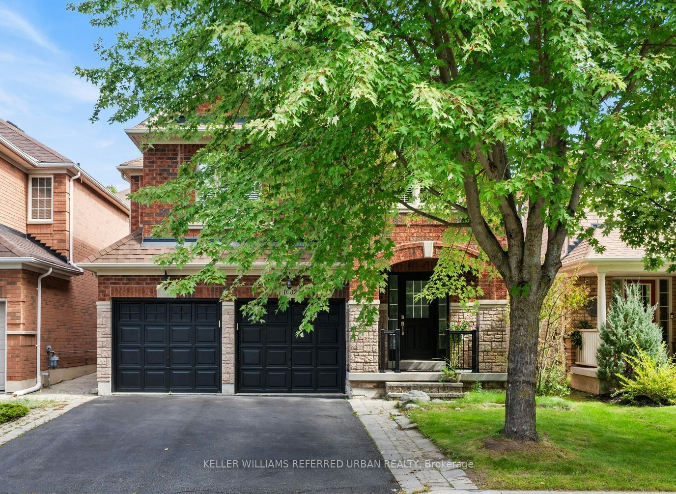 1002 Oaktree Crescent, Newmarket, ON, L3X 2Z3
