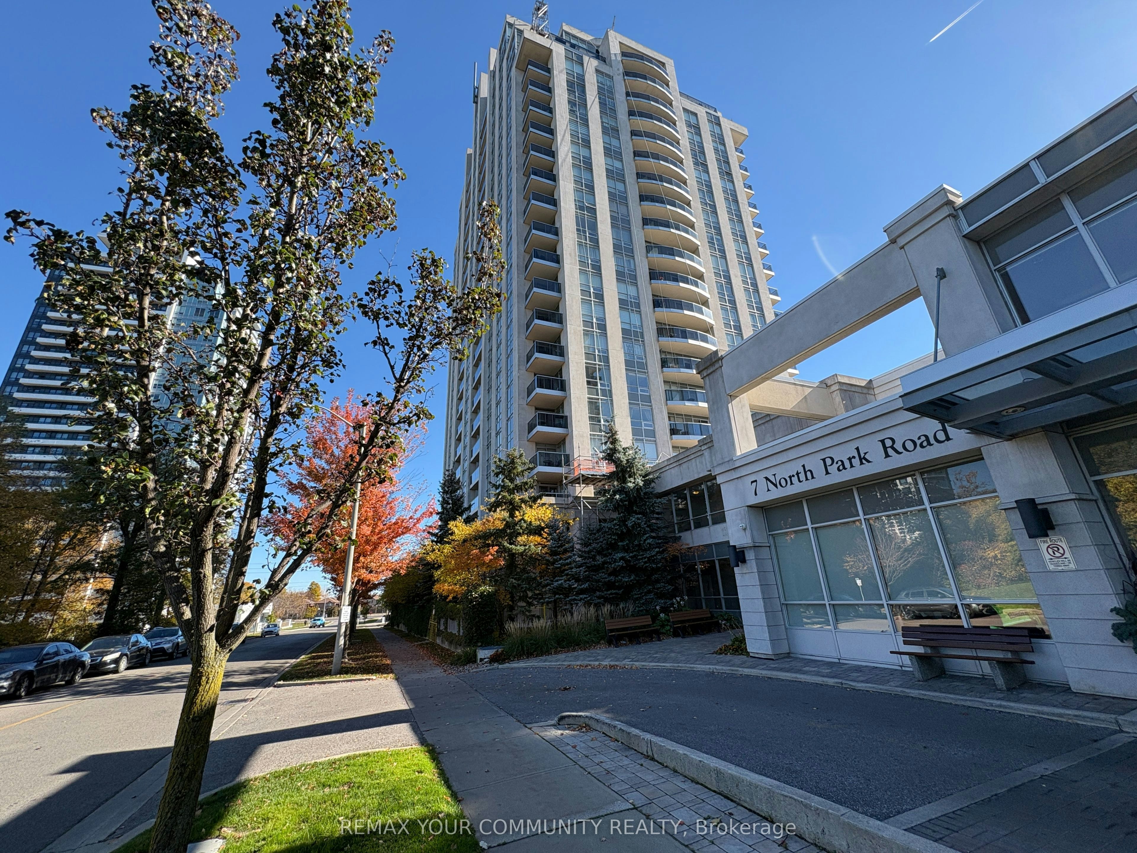 310-7 North Park Road, Vaughan, ON, L4J 0C9