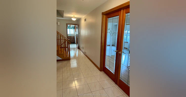 149 Jeanne Drive W, Vaughan, ON, L4L 1X8 - 2