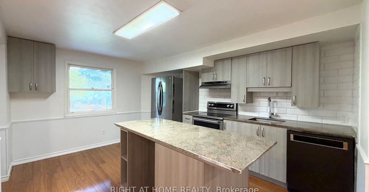 Basement-423 Crossland Gate, Newmarket, ON, L3X 1B9 - 5