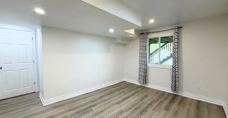 Basement-423 Crossland Gate, Newmarket, ON, L3X 1B9 - 6