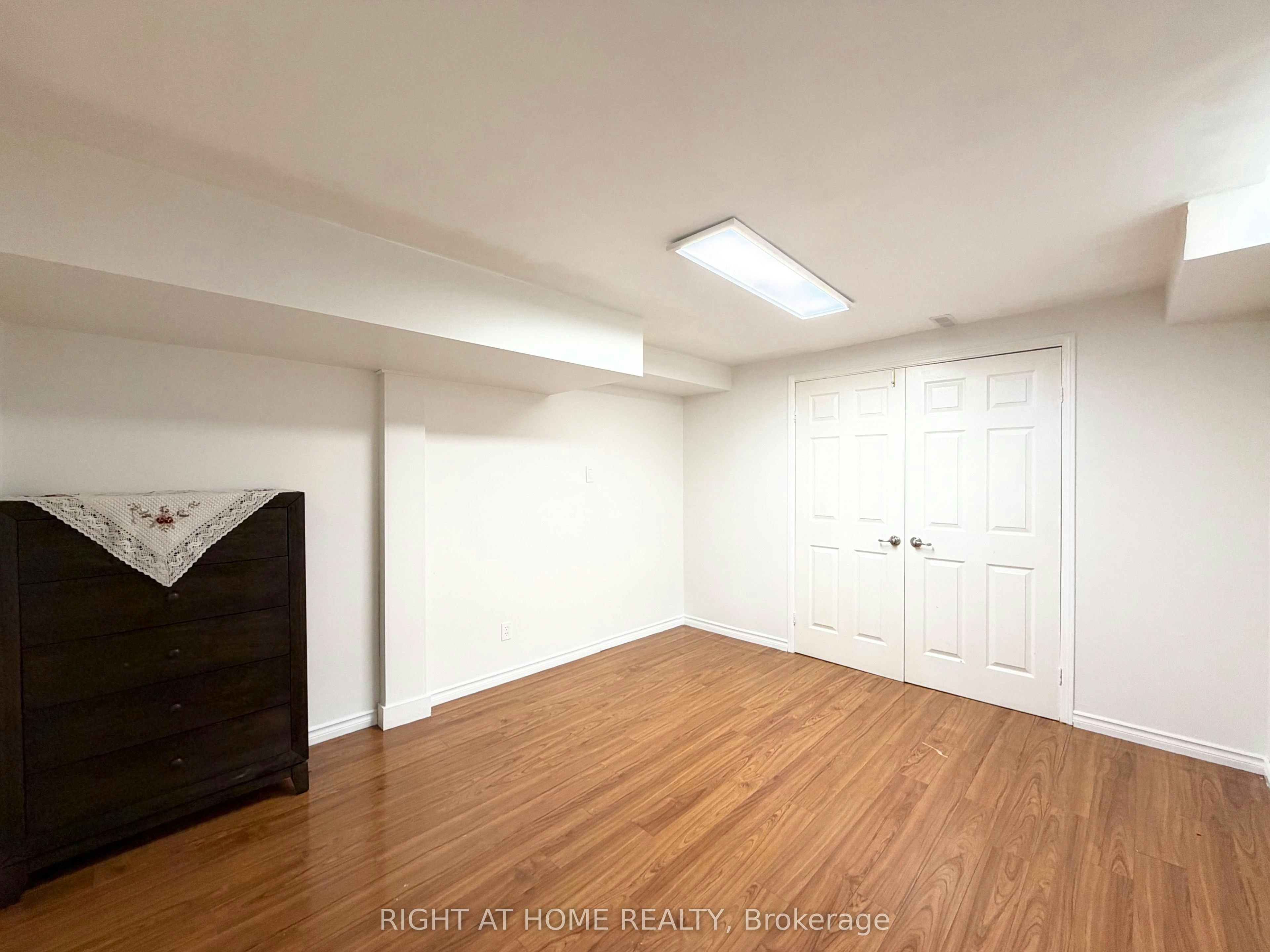 Basement-423 Crossland Gate, Newmarket, ON, L3X 1B9 - 8