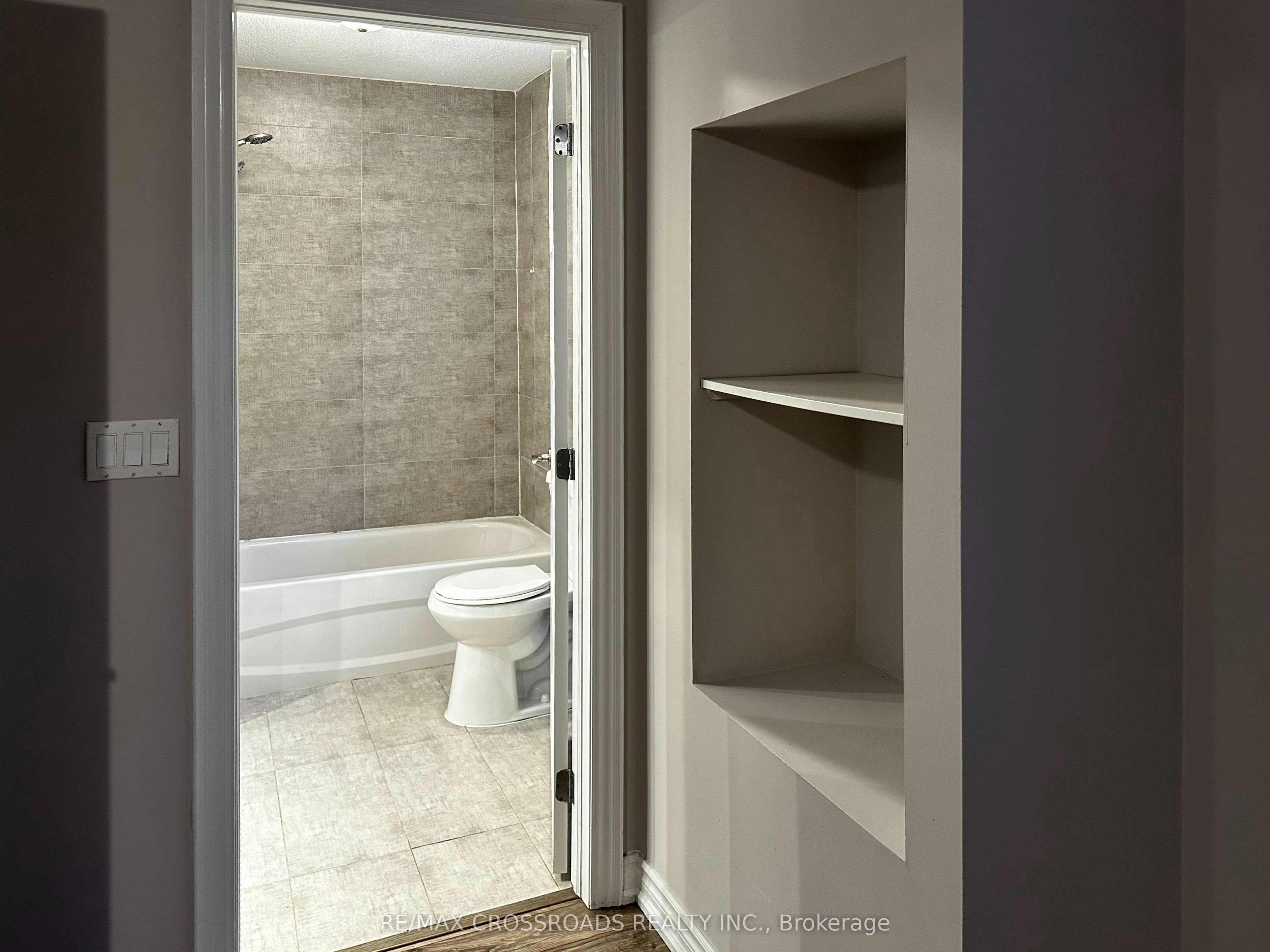 92 Karma Road, Markham, ON, L3R 4Y3 - 14