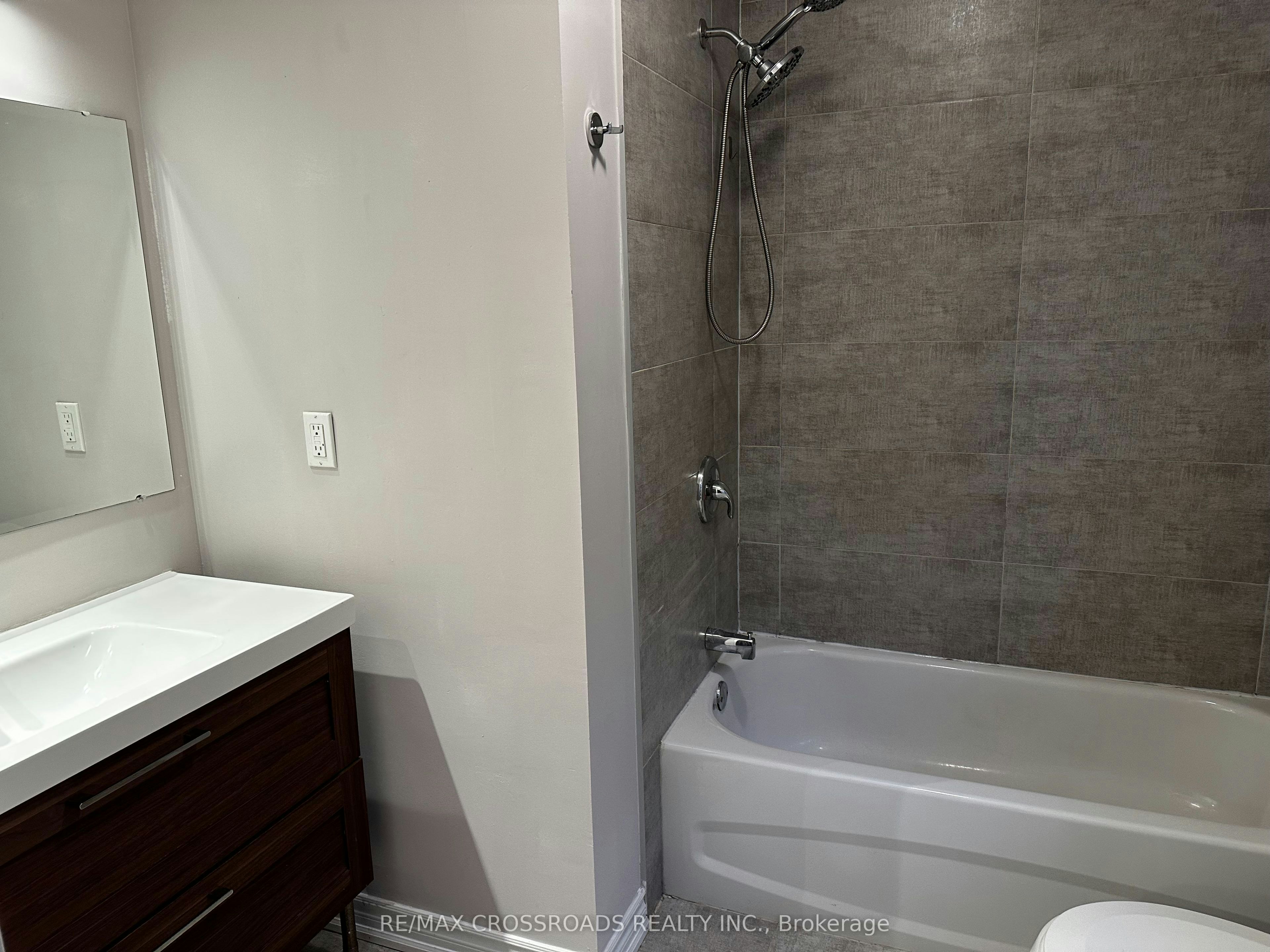 92 Karma Road, Markham, ON, L3R 4Y3 - 15