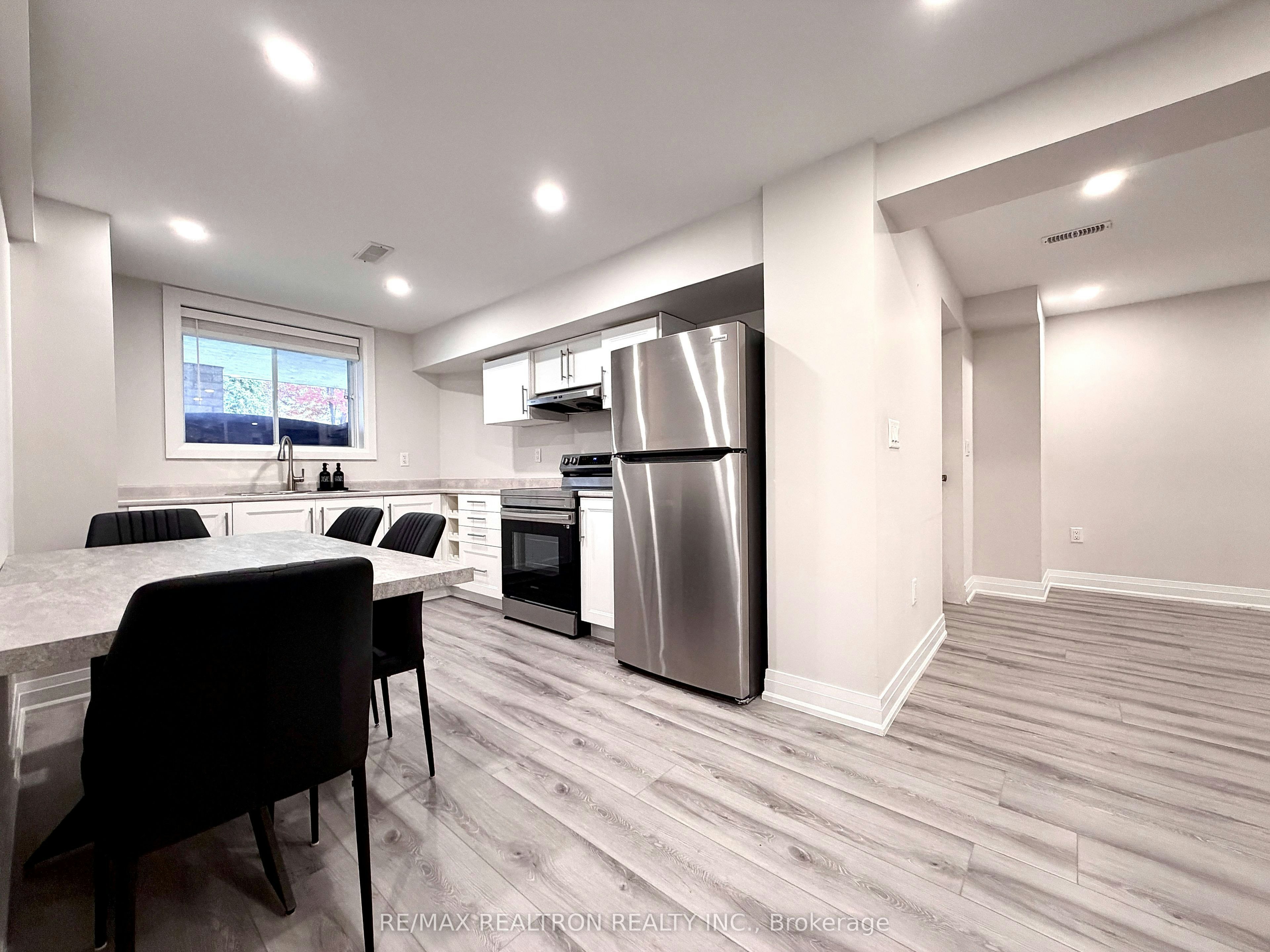 83 Lanterna Crescent, Vaughan, ON, L4H 1B9 - 5