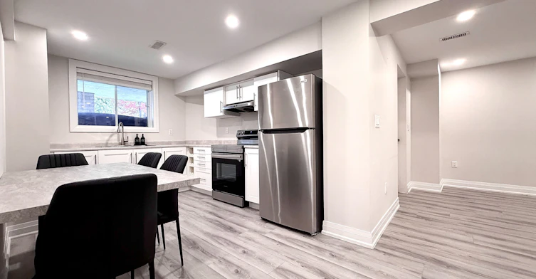 83 Lanterna Crescent, Vaughan, ON, L4H 1B9 - 5
