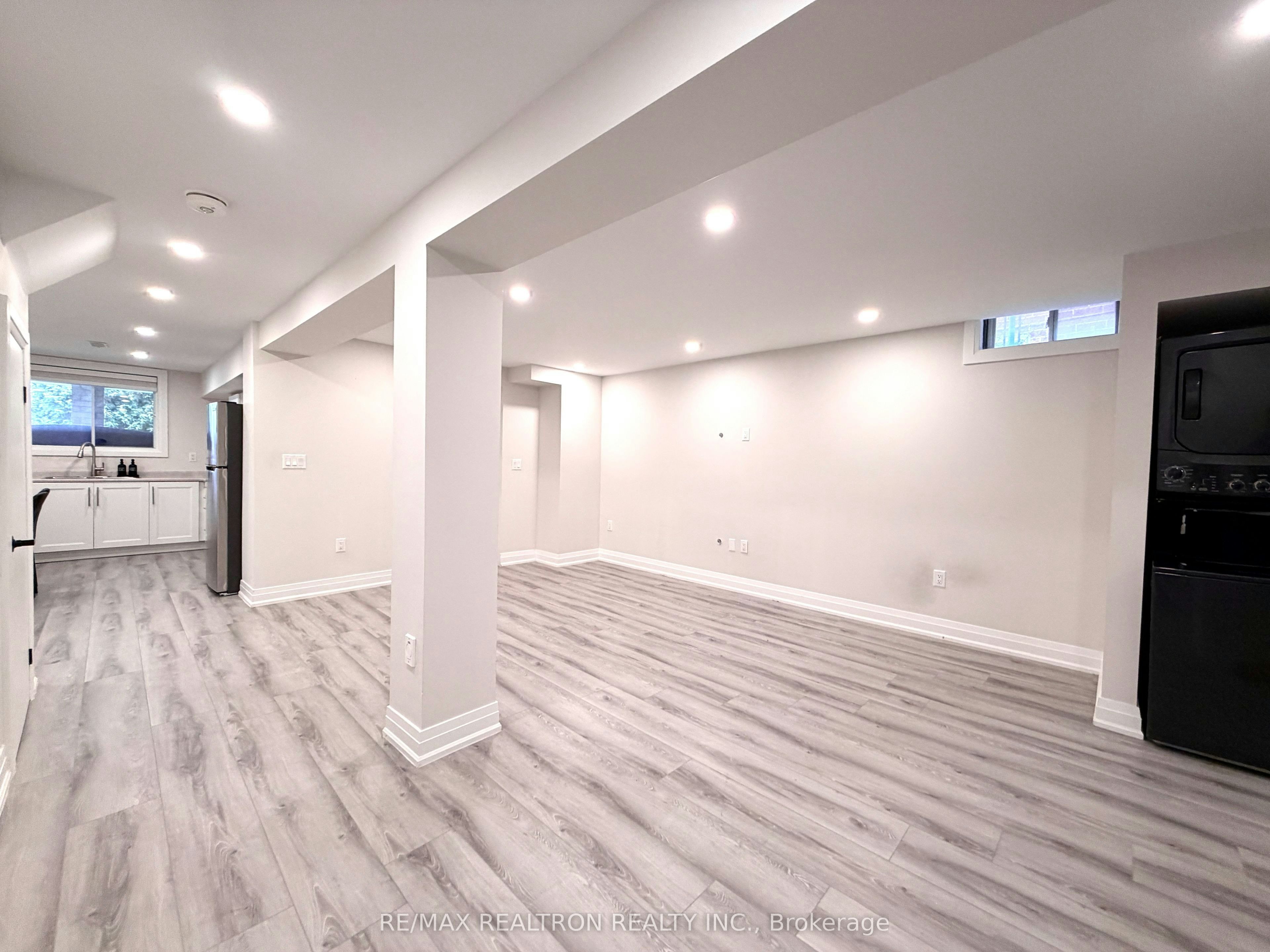 83 Lanterna Crescent, Vaughan, ON, L4H 1B9 - 2