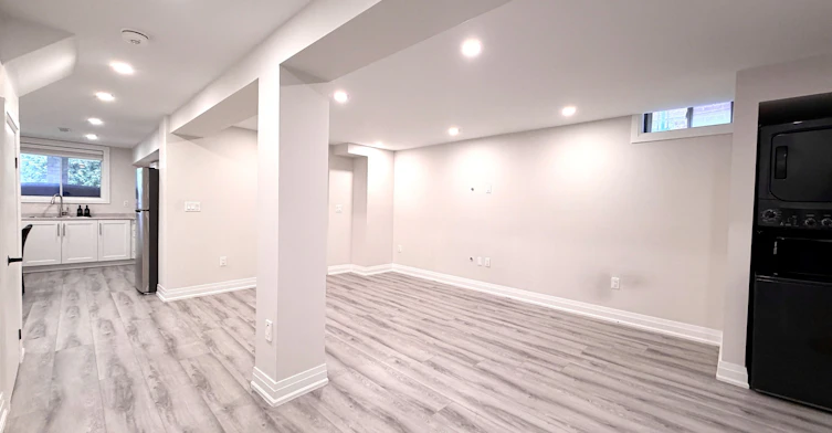 83 Lanterna Crescent, Vaughan, ON, L4H 1B9 - 2