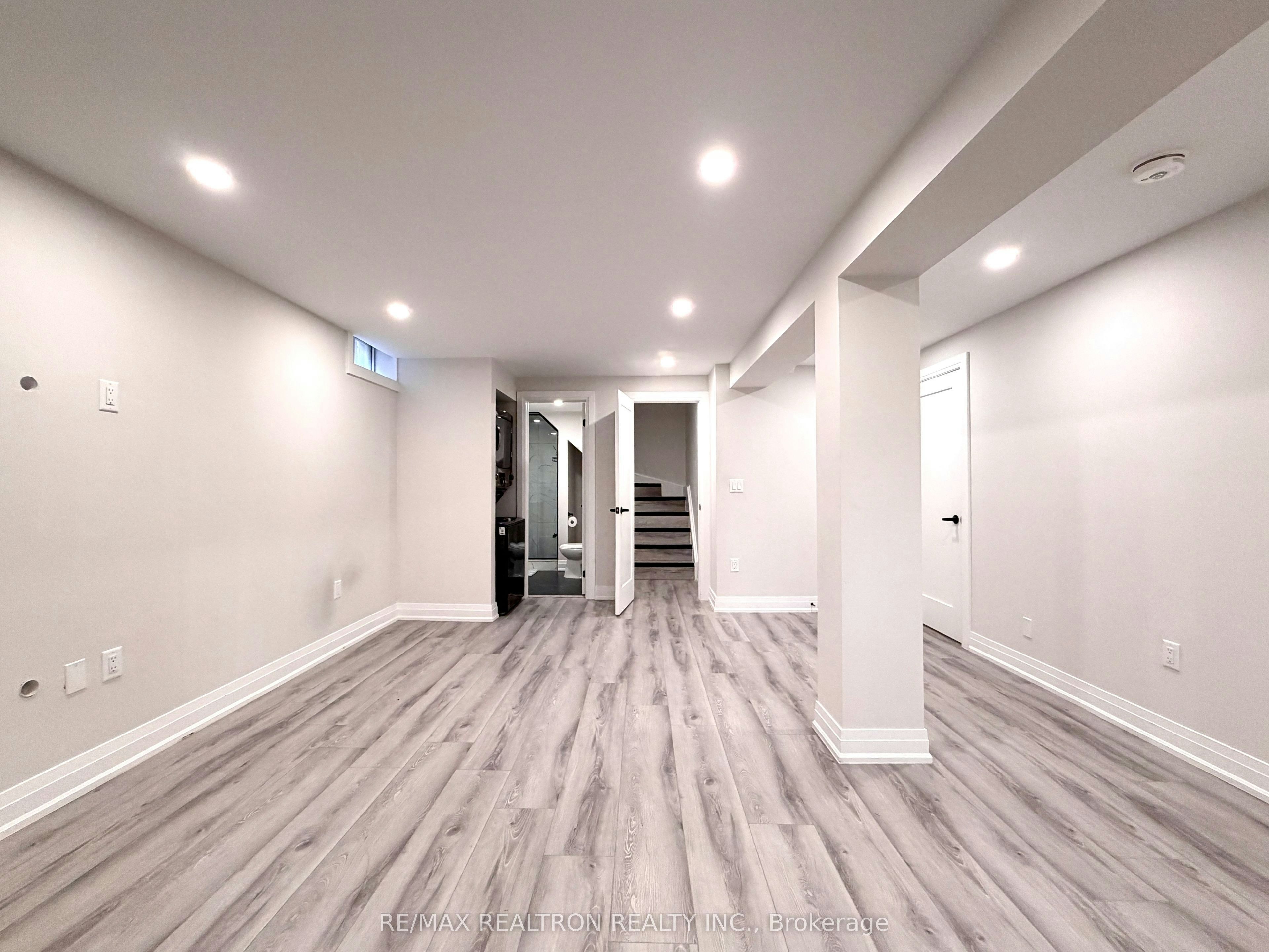83 Lanterna Crescent, Vaughan, ON, L4H 1B9 - 4