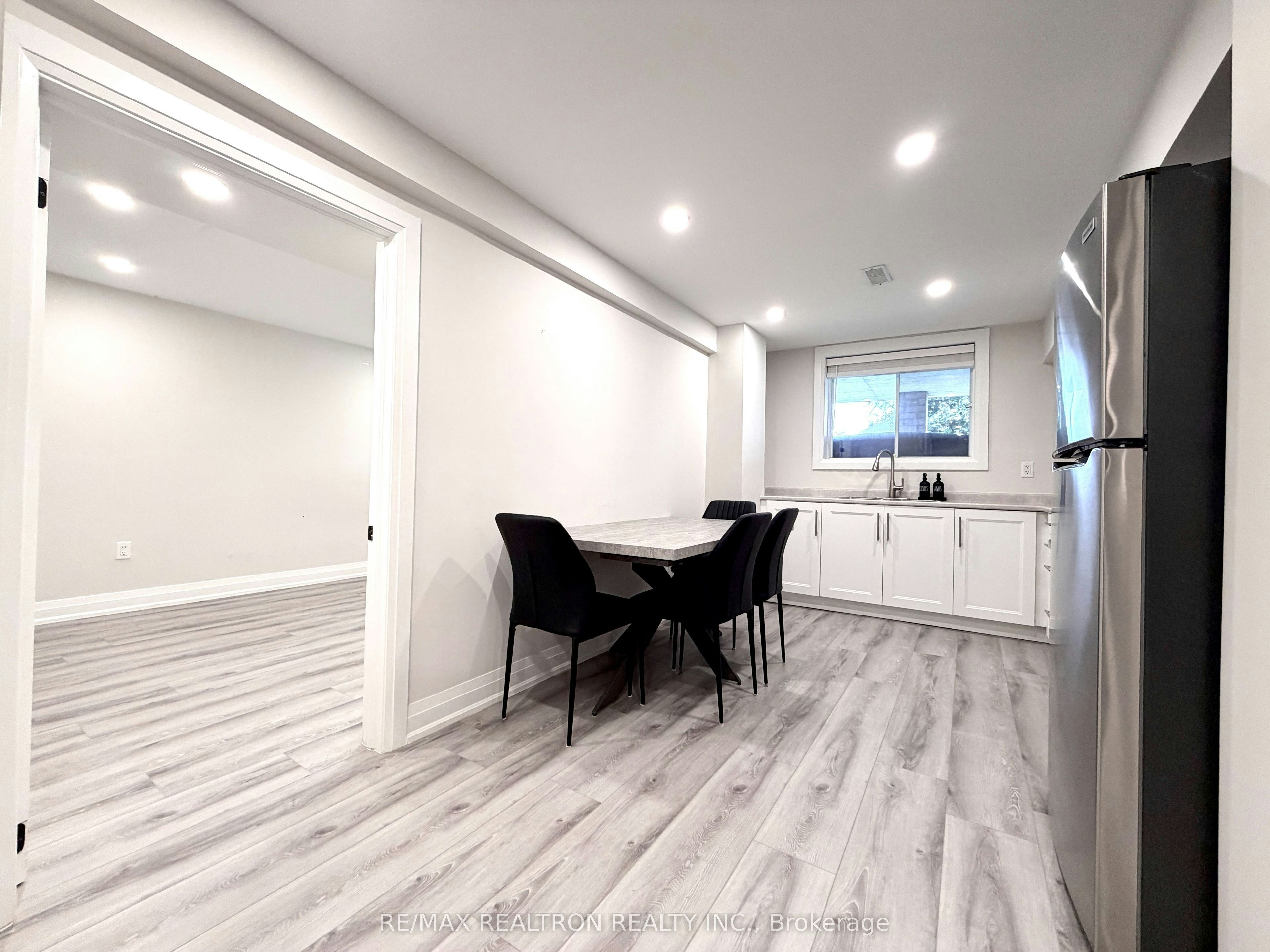 83 Lanterna Crescent, Vaughan, ON, L4H 1B9 - 6