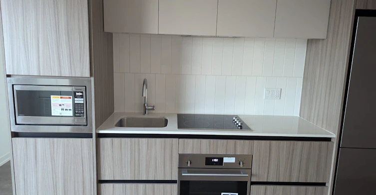 C305-8 Beverley Glen Blvd Boulevard, Vaughan, ON, L4J 8N8 - 5