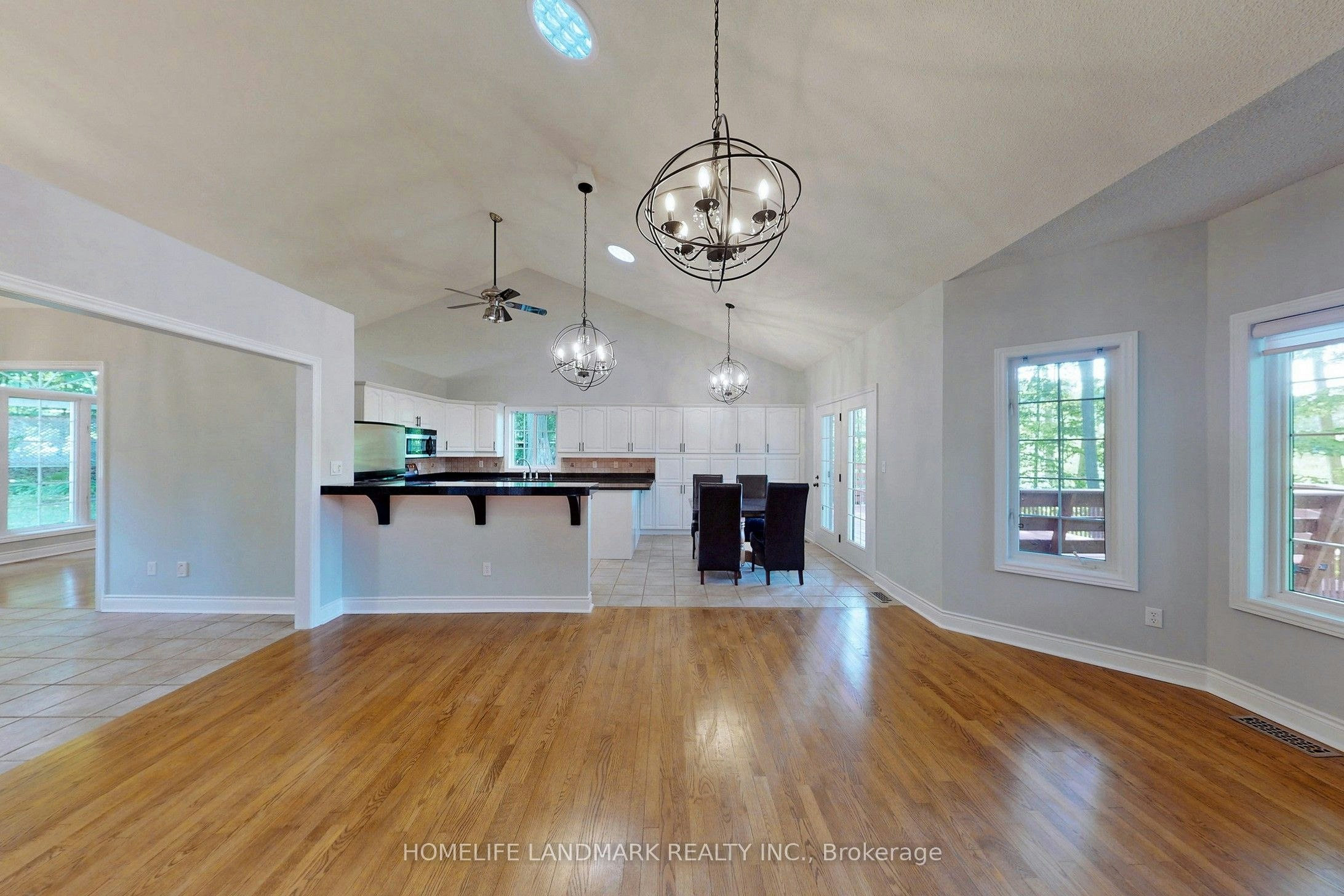 1976 Forest Valley Drive, Innisfil, ON, L9S 4A5 - 7