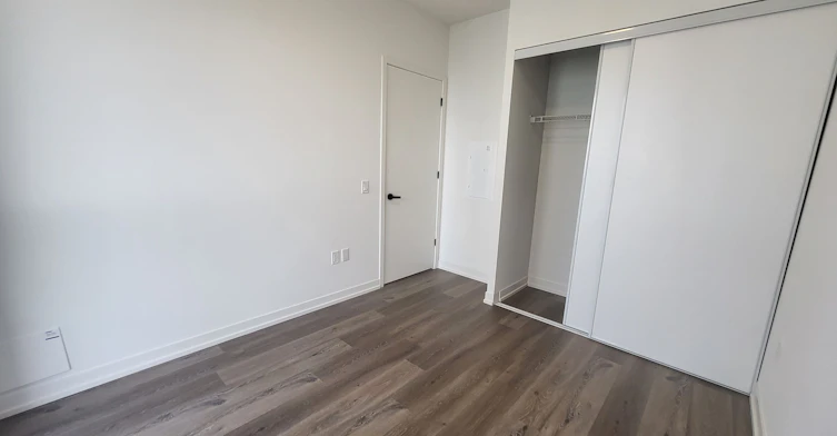 2215-28 Interchange Way, Vaughan, ON, L4K 0P8 - 5