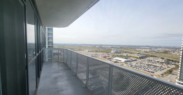2215-28 Interchange Way, Vaughan, ON, L4K 0P8 - 6