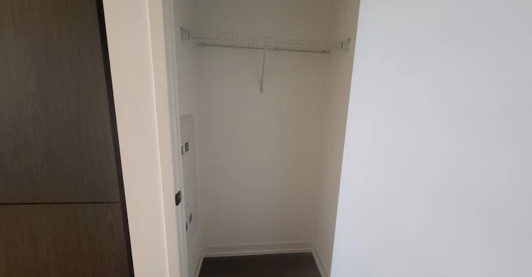 2215-28 Interchange Way, Vaughan, ON, L4K 0P8 - 8