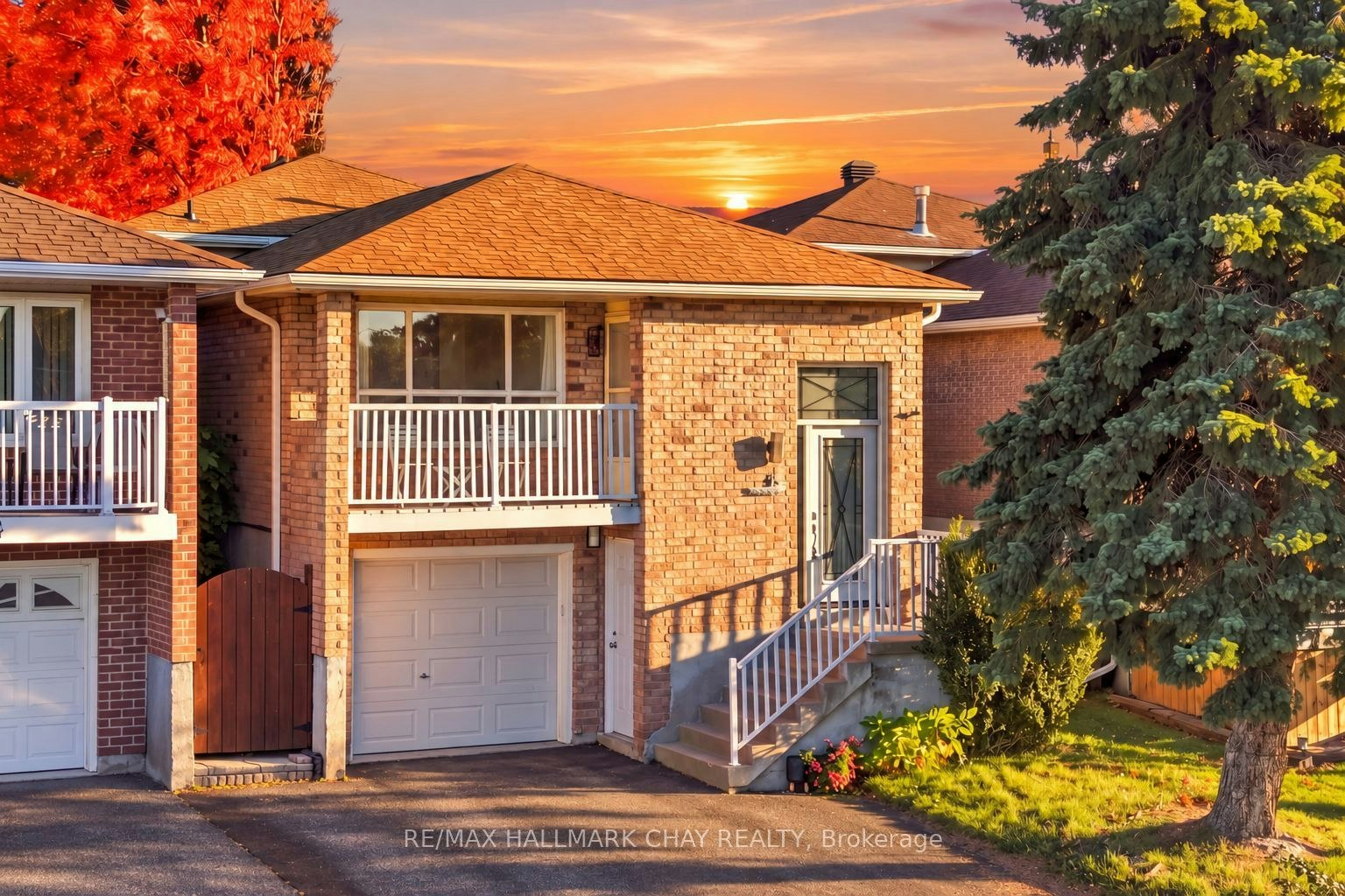 61 Turner Court, Bradford West Gwillimbury, ON, L3Z 2W7