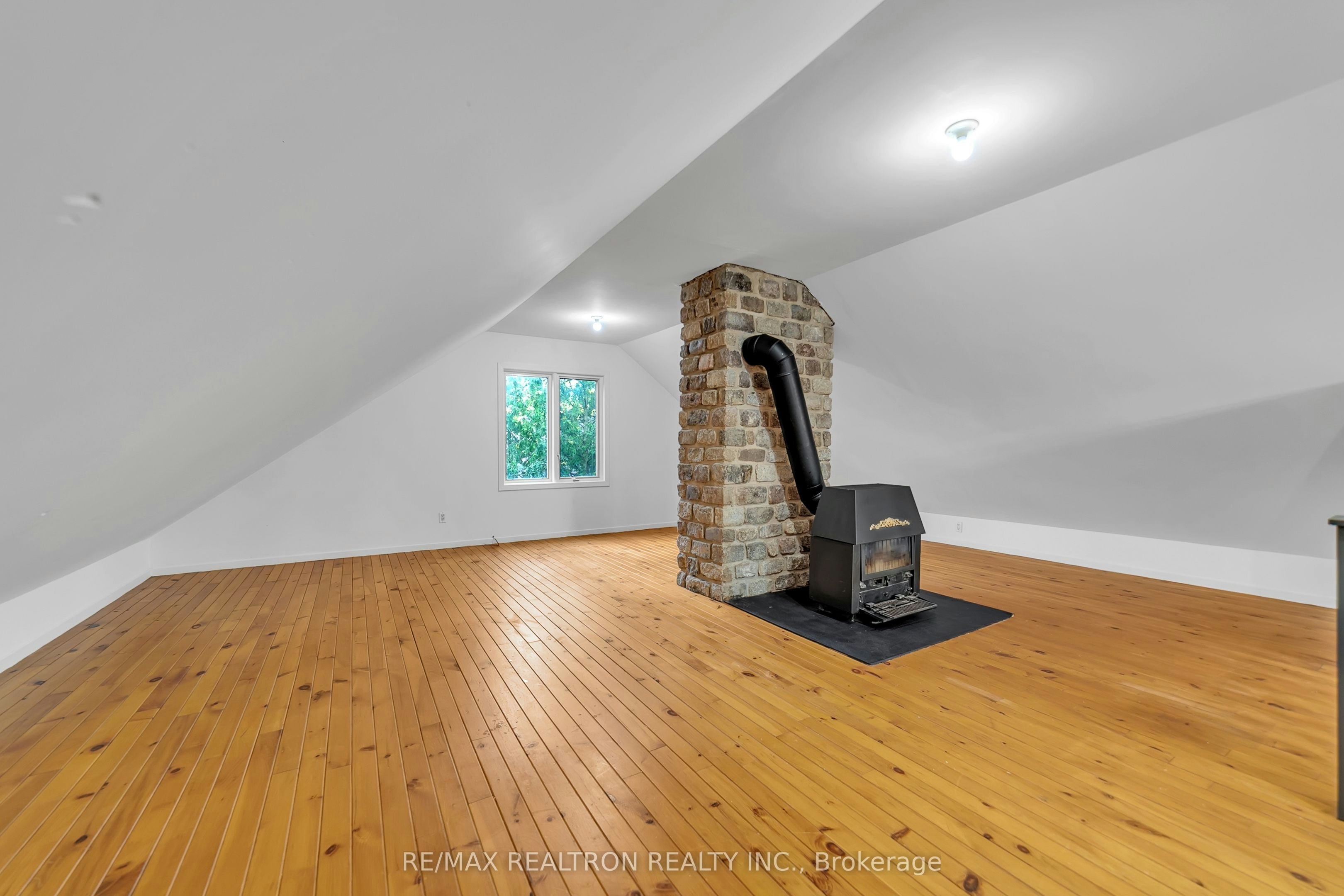 90 Proctor Avenue, Markham, ON, L3T 1M7 - 40