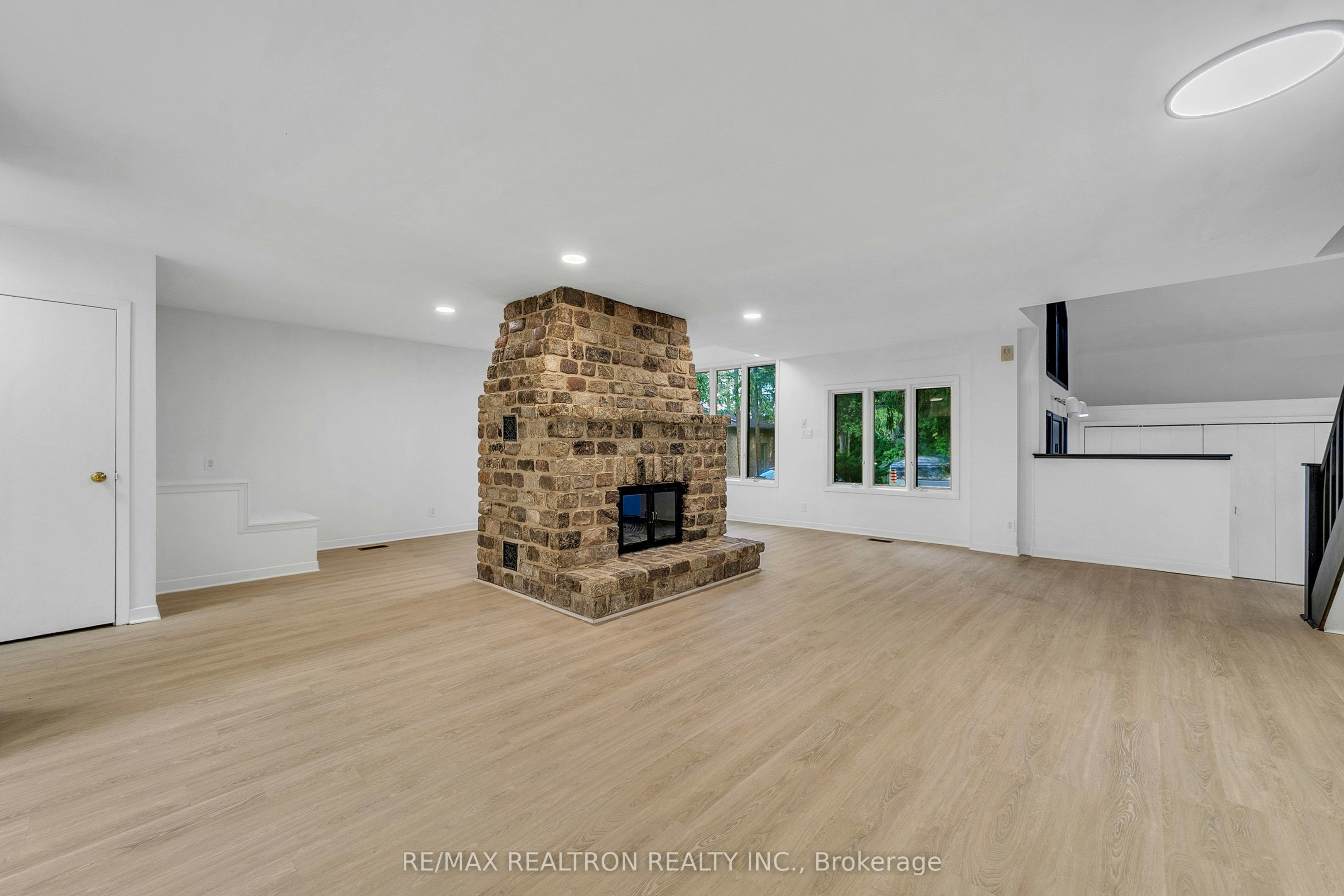 90 Proctor Avenue, Markham, ON, L3T 1M7 - 11