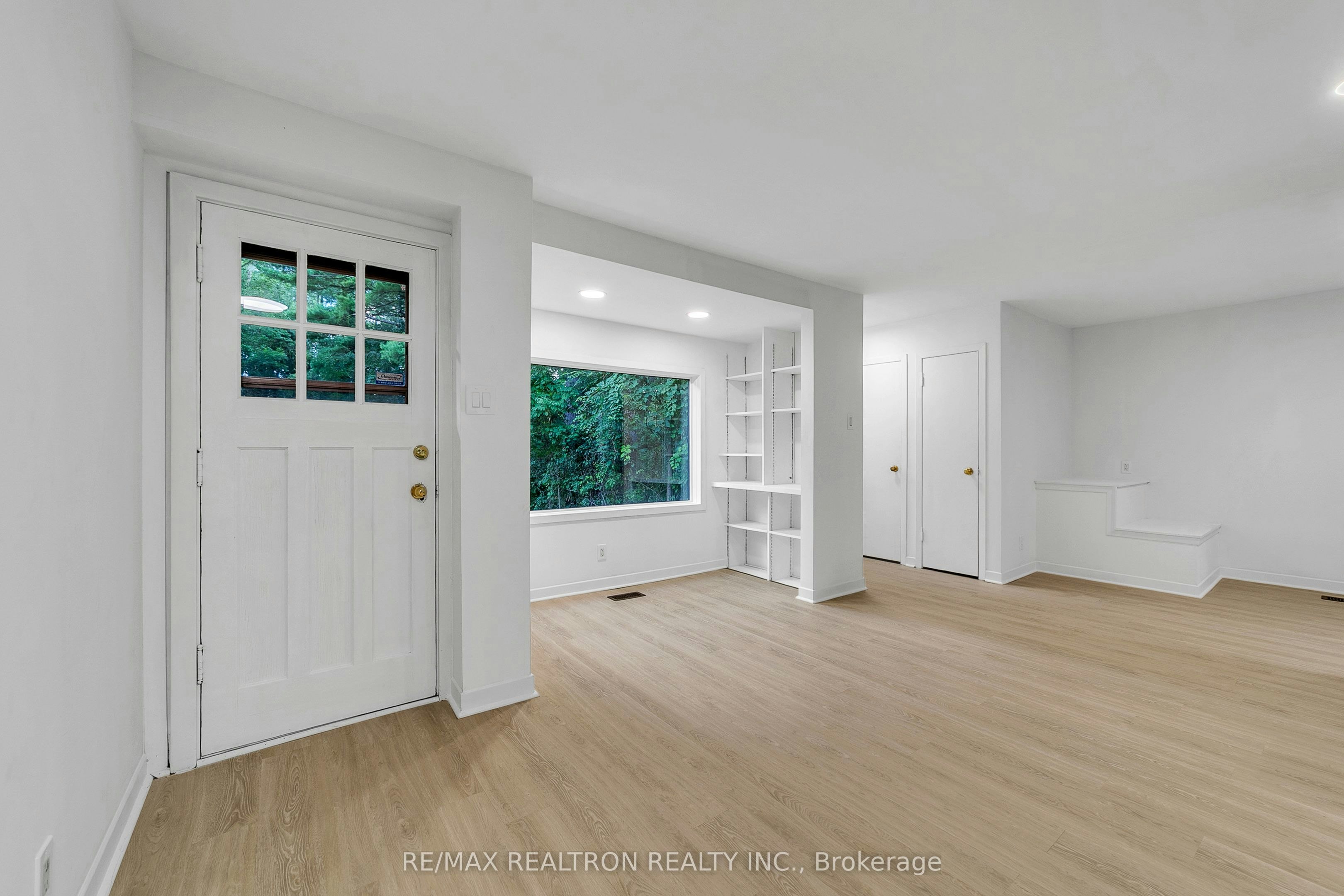 90 Proctor Avenue, Markham, ON, L3T 1M7 - 10