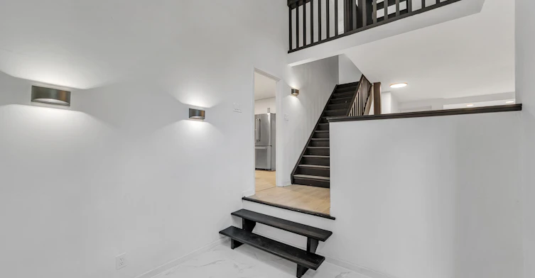 90 Proctor Avenue, Markham, ON, L3T 1M7 - 4