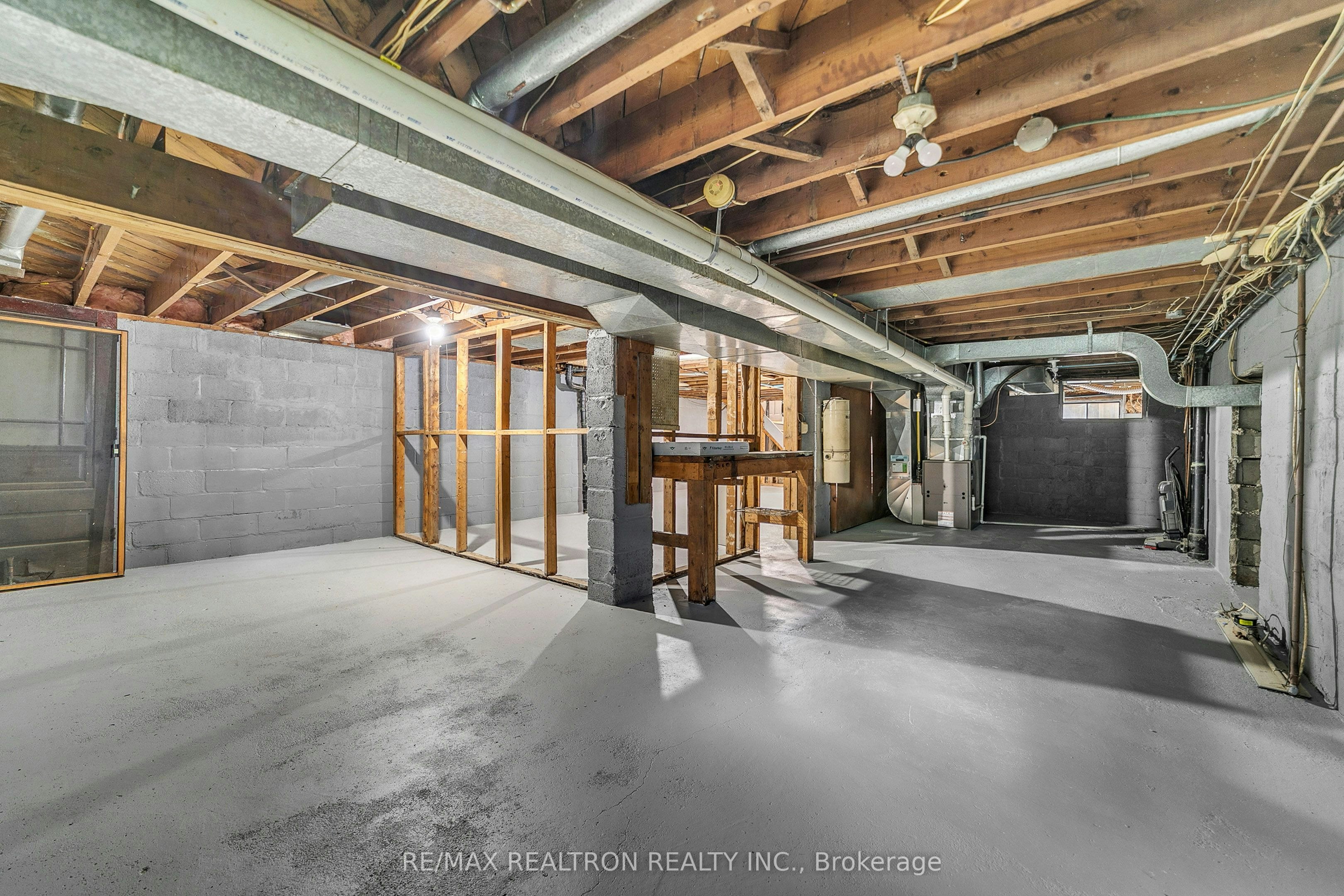 90 Proctor Avenue, Markham, ON, L3T 1M7 - 45