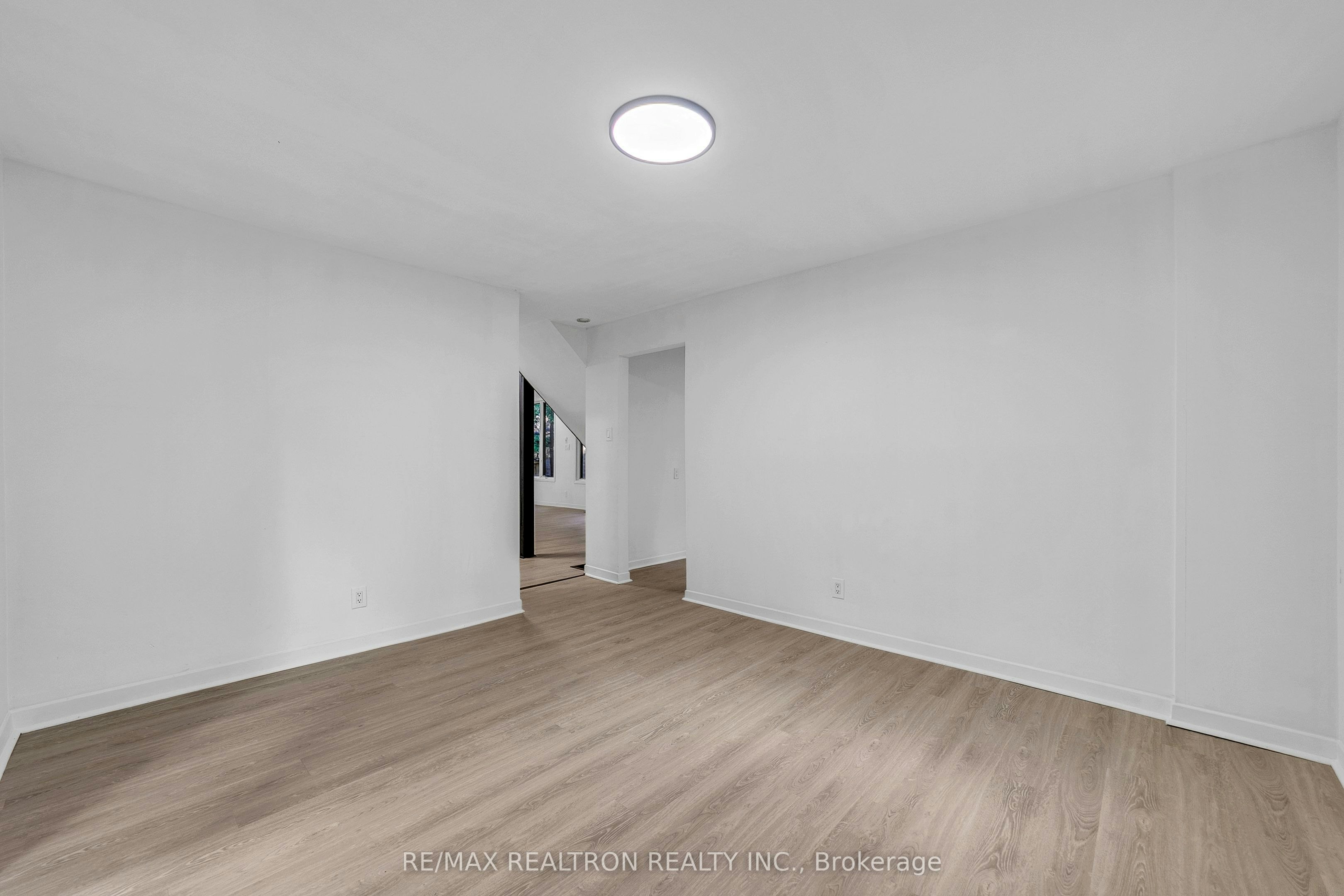 90 Proctor Avenue, Markham, ON, L3T 1M7 - 17