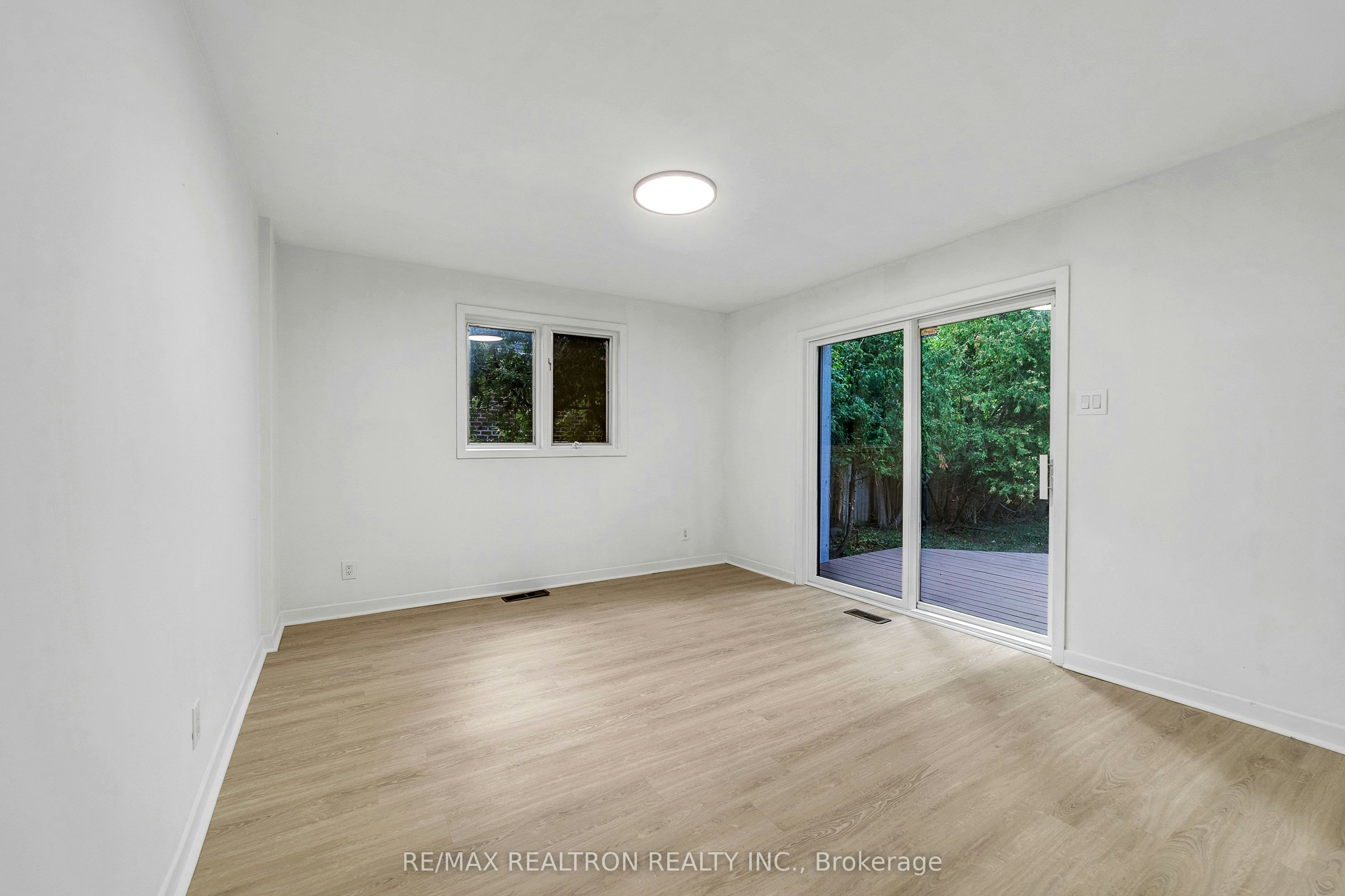 90 Proctor Avenue, Markham, ON, L3T 1M7 - 15