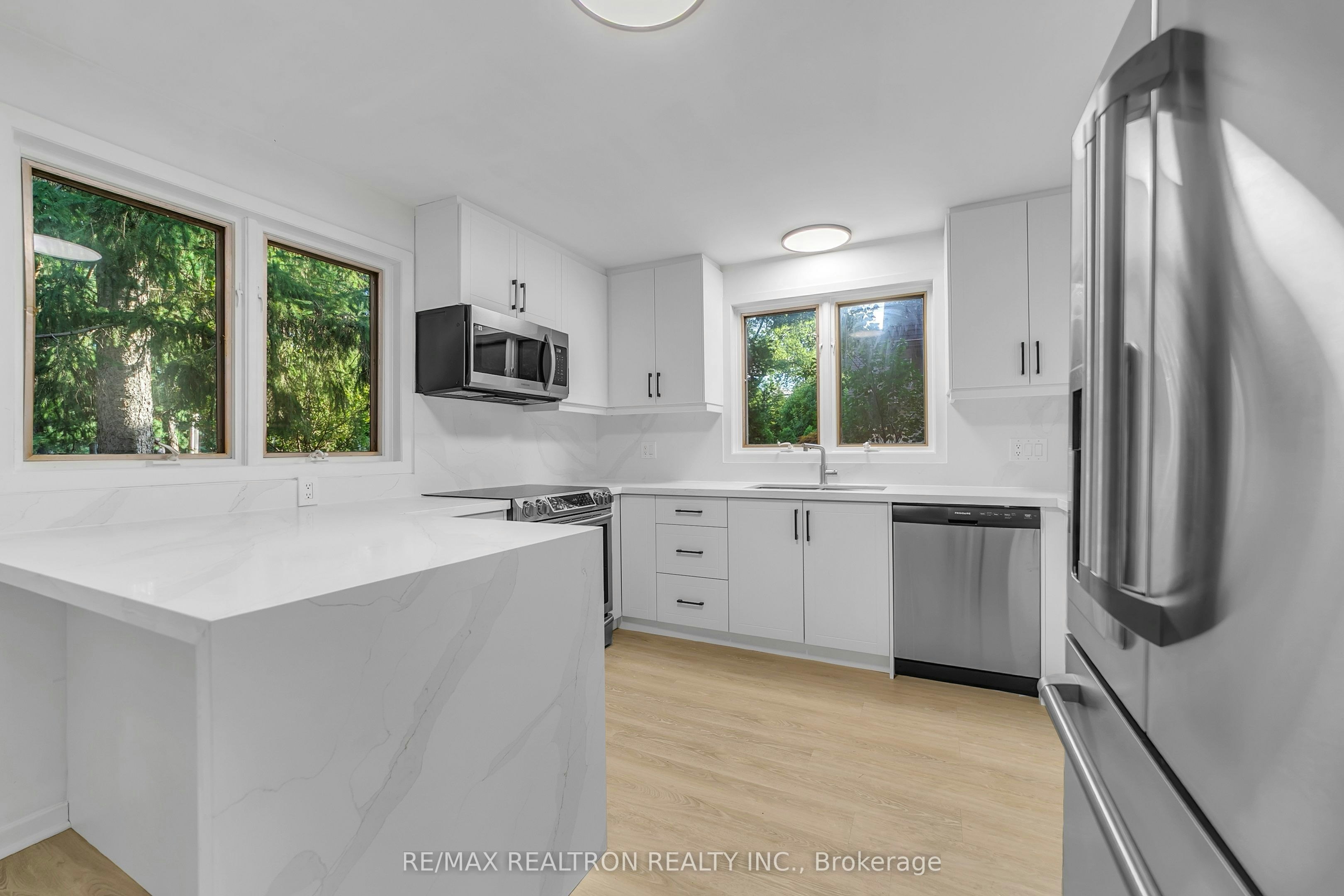 90 Proctor Avenue, Markham, ON, L3T 1M7 - 25