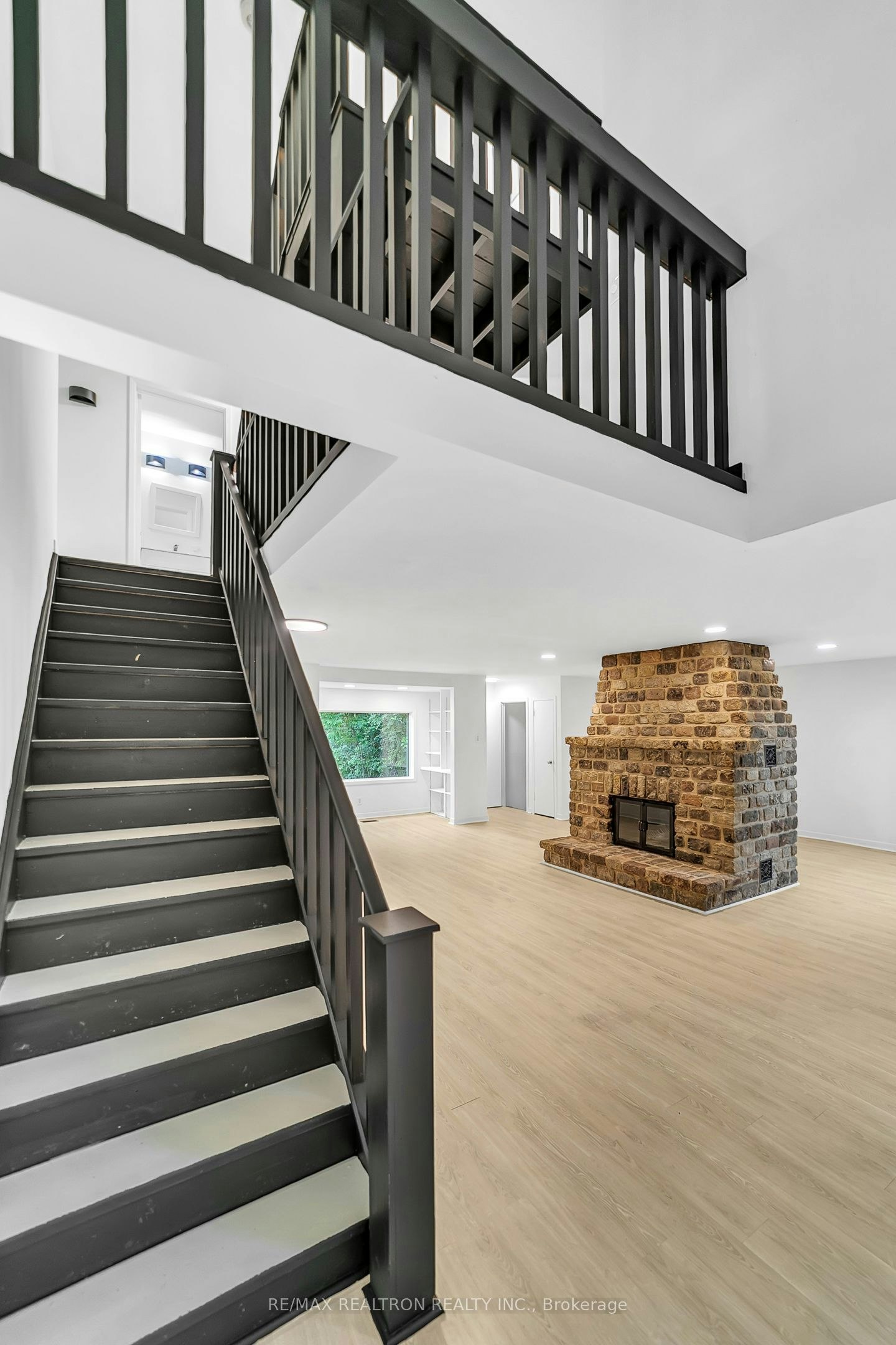 90 Proctor Avenue, Markham, ON, L3T 1M7 - 22