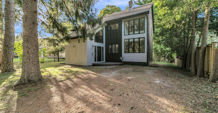 90 Proctor Avenue, Markham, ON, L3T 1M7