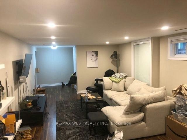 66 Child Drive, Aurora, ON, L4G 1Y7