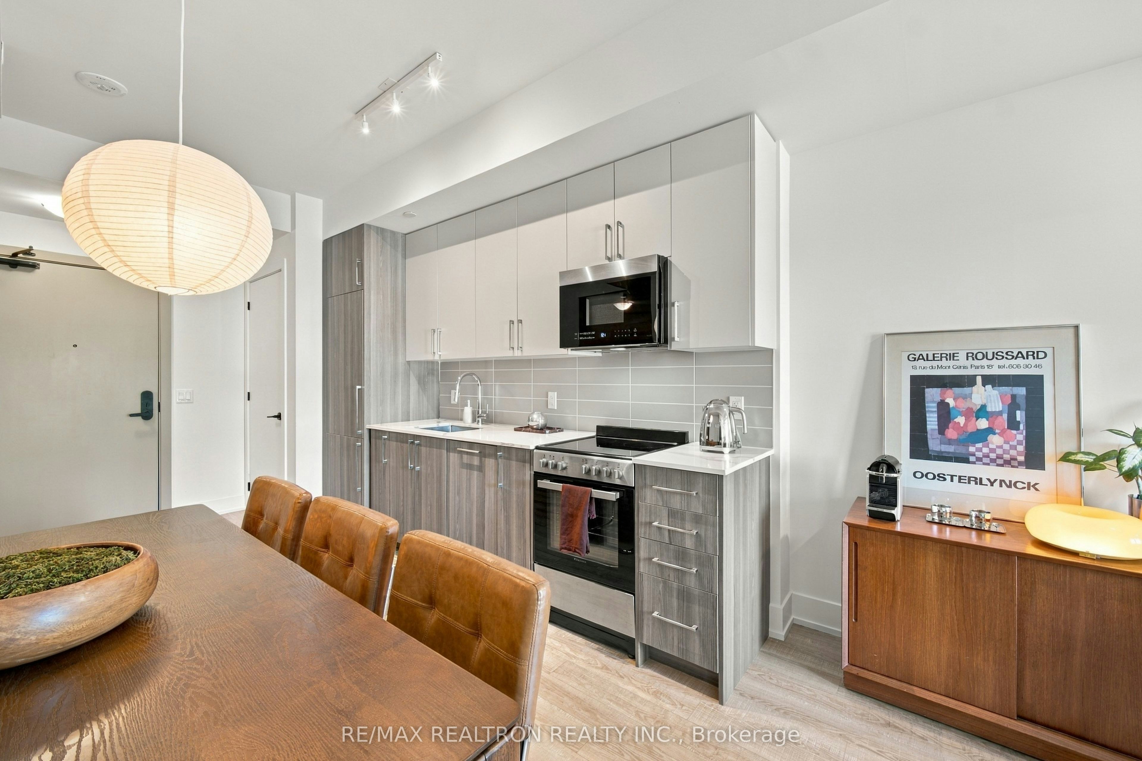 229-2075 King Road, King, ON, L7B 0R6 - 8