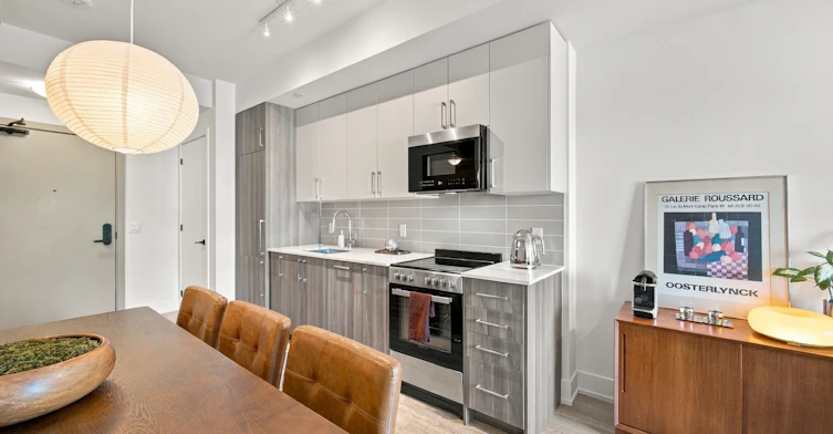 229-2075 King Road, King, ON, L7B 0R6 - 8